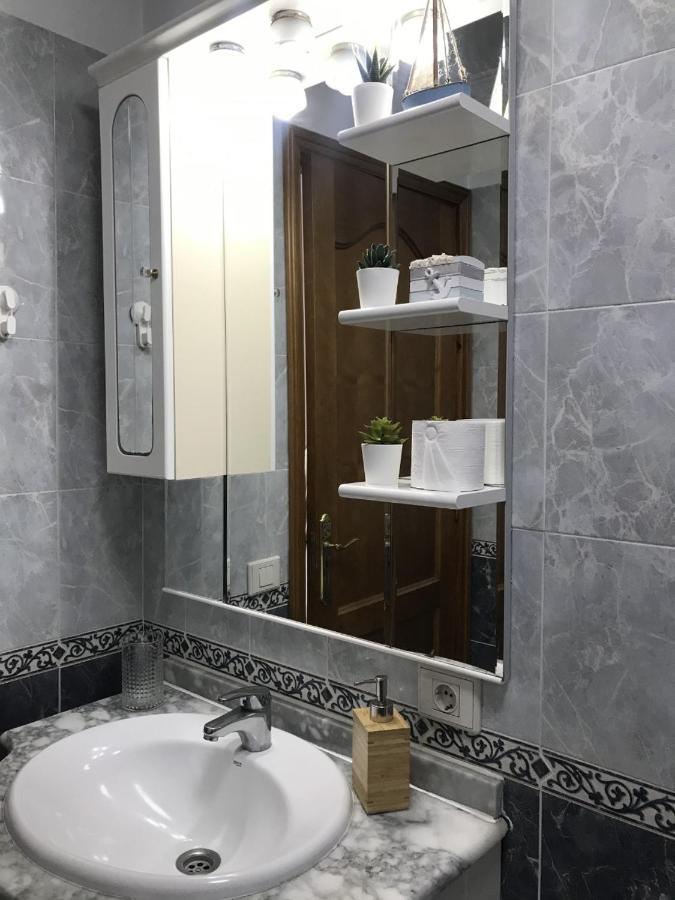 Centrica Y Acogedora Habitacion Los Llanos De Aridane Ngoại thất bức ảnh